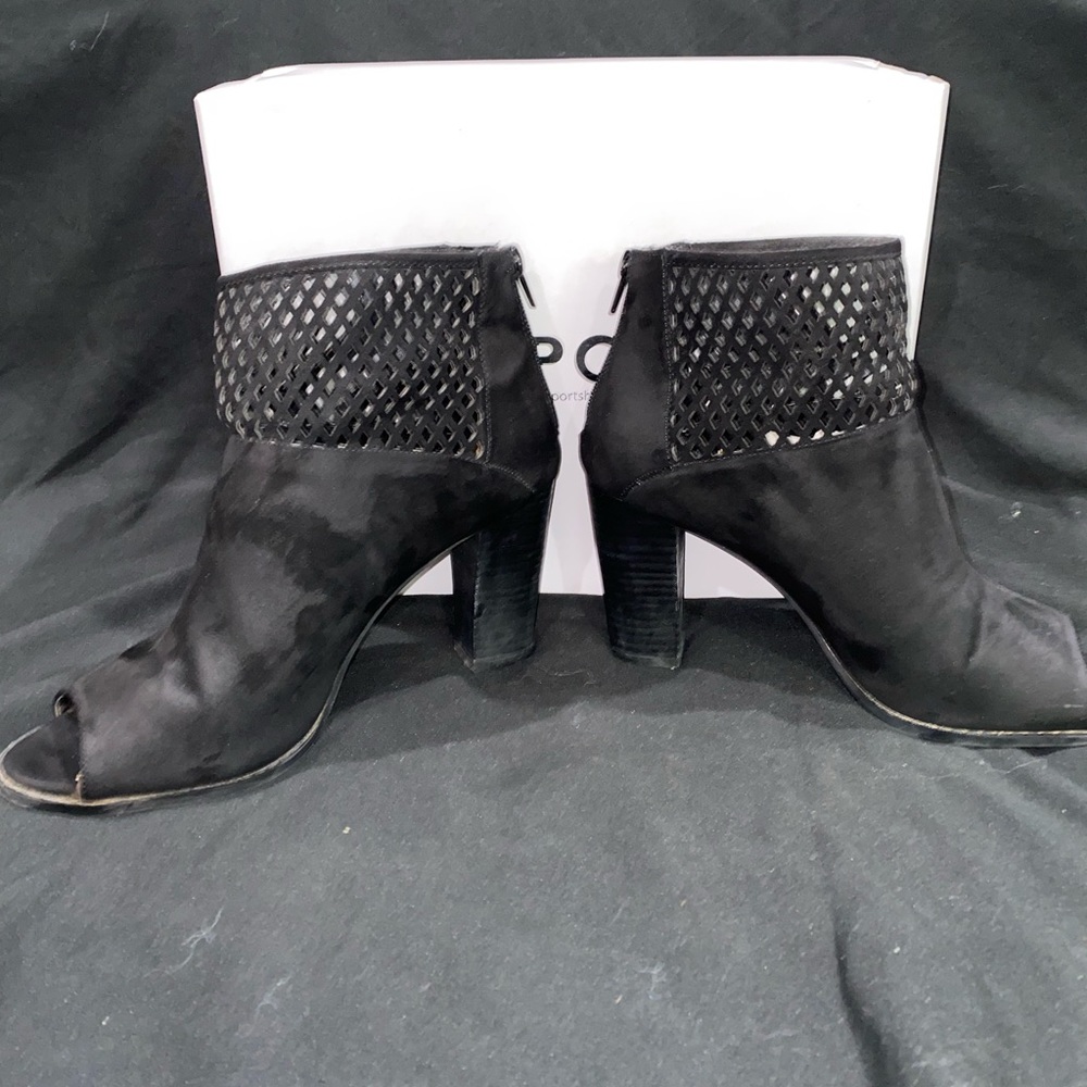 Report booties! - Picture 6 of 6